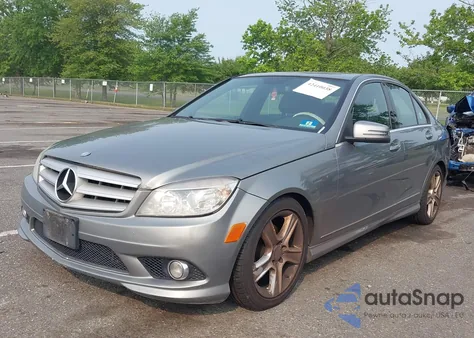 2010 Mercedes-Benz C 300 Luxury 4Matic/Sport 4Matic from USA, damaged, VIN WDDGF8BB9AF373987